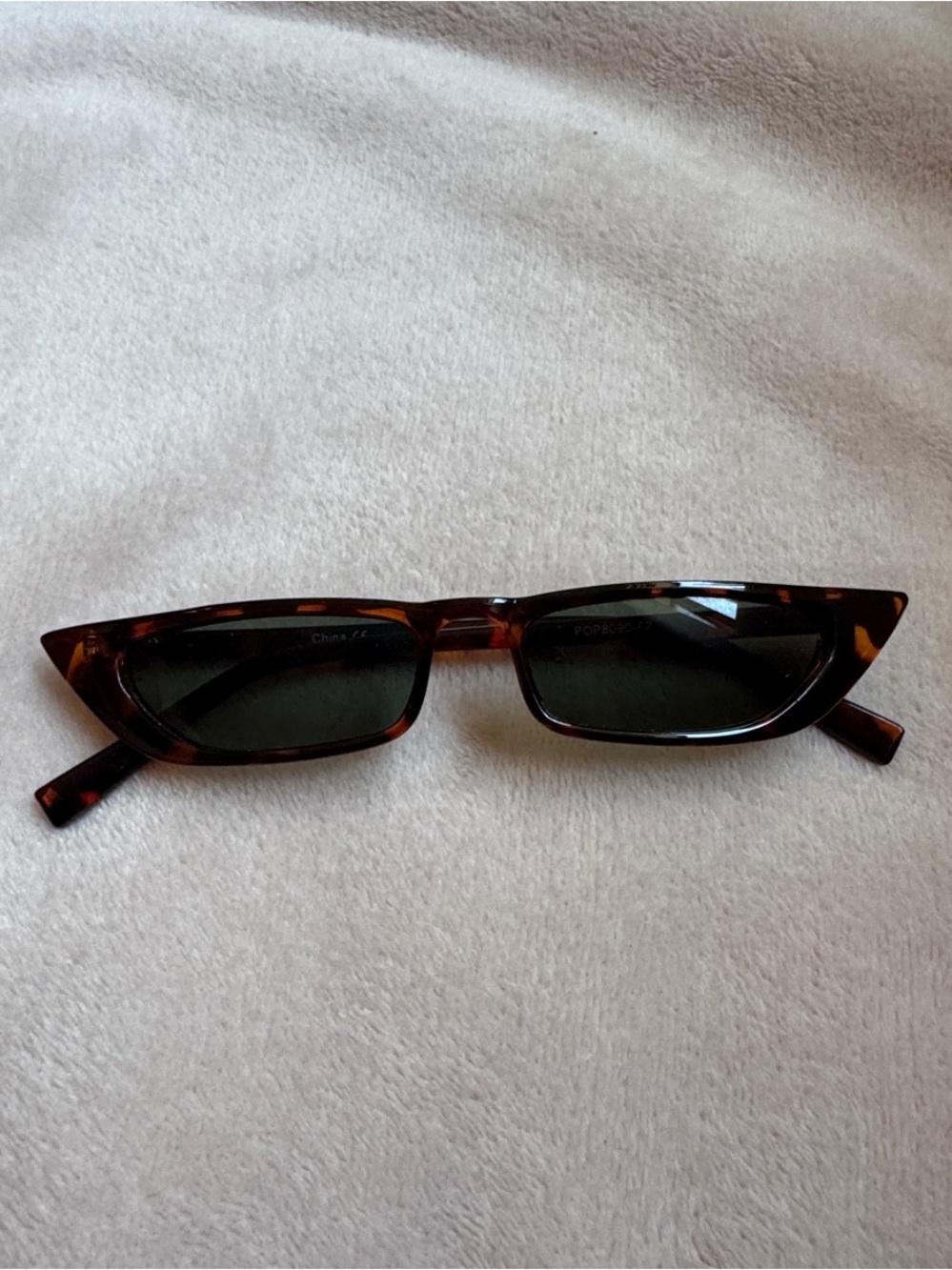 Tortoiseshell Cat Eye Sunglasses - Slim Retro Low Rise Green Tinted Frame